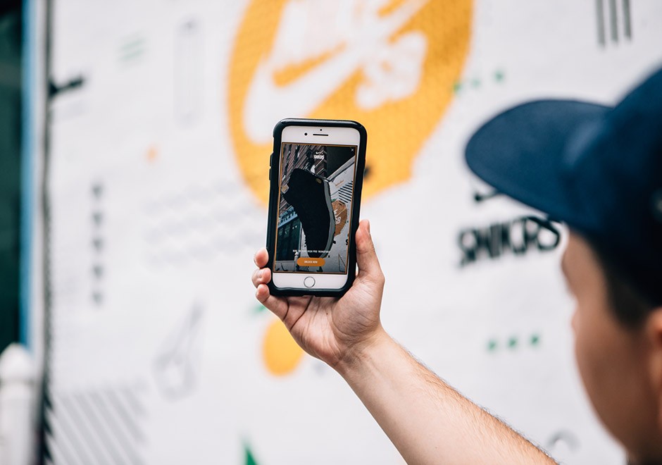 Nike just shaped the future of retail with mobile-first commerce - Nike hunt with AR